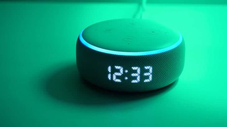 Amazon Echo Dot z Clock in Green