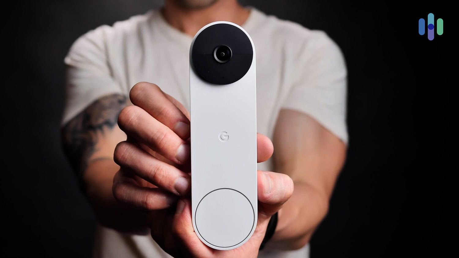 The Google Nest Video Doorbell (battery) we’re holding in our hands features some of the most advanced tech available.